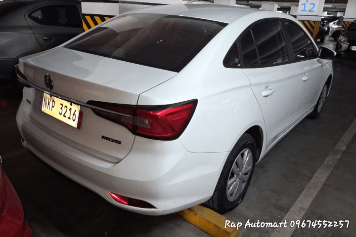 Car gallery image