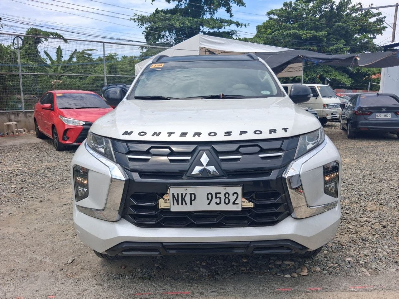 Car gallery image