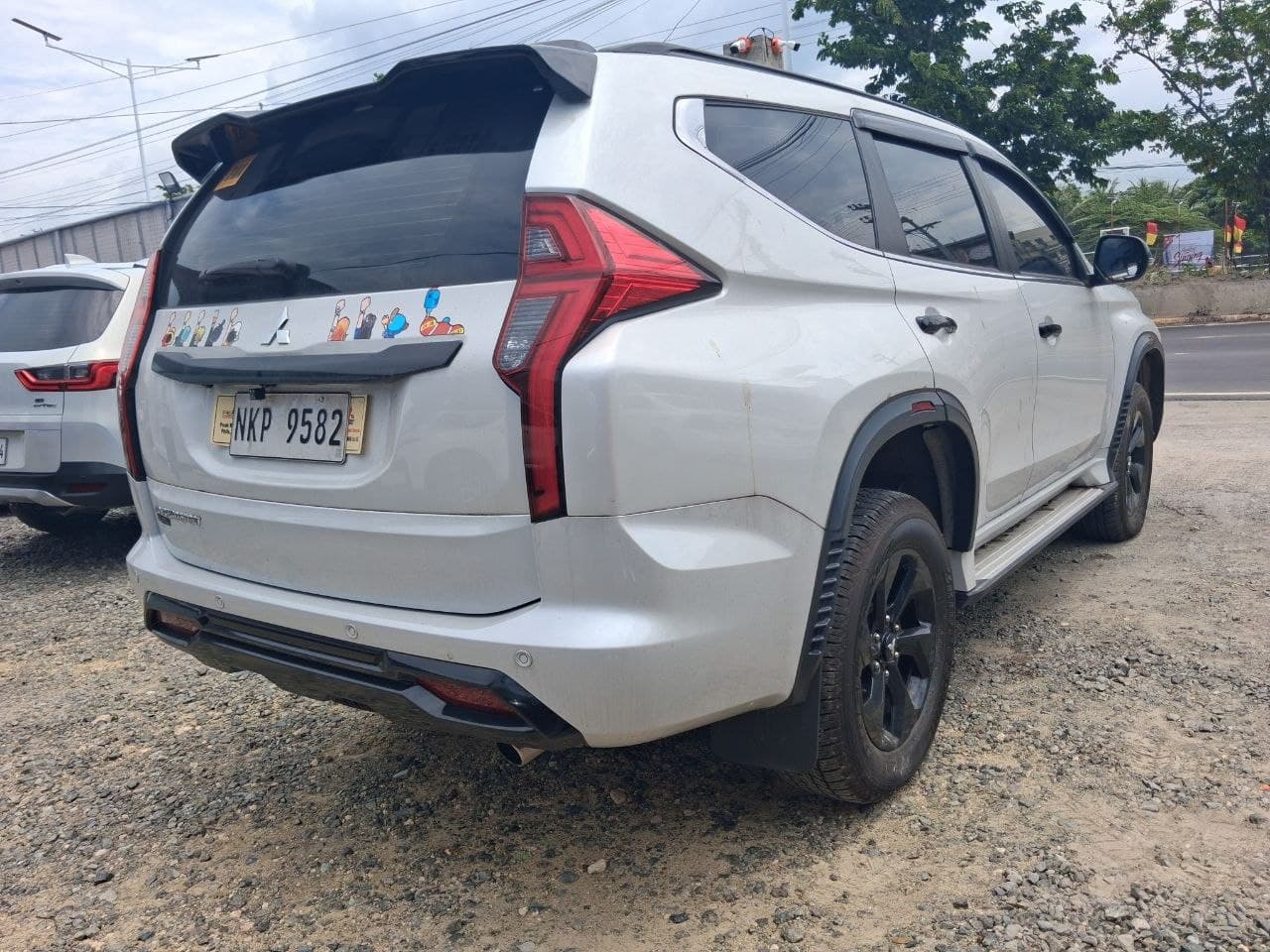 Car gallery image