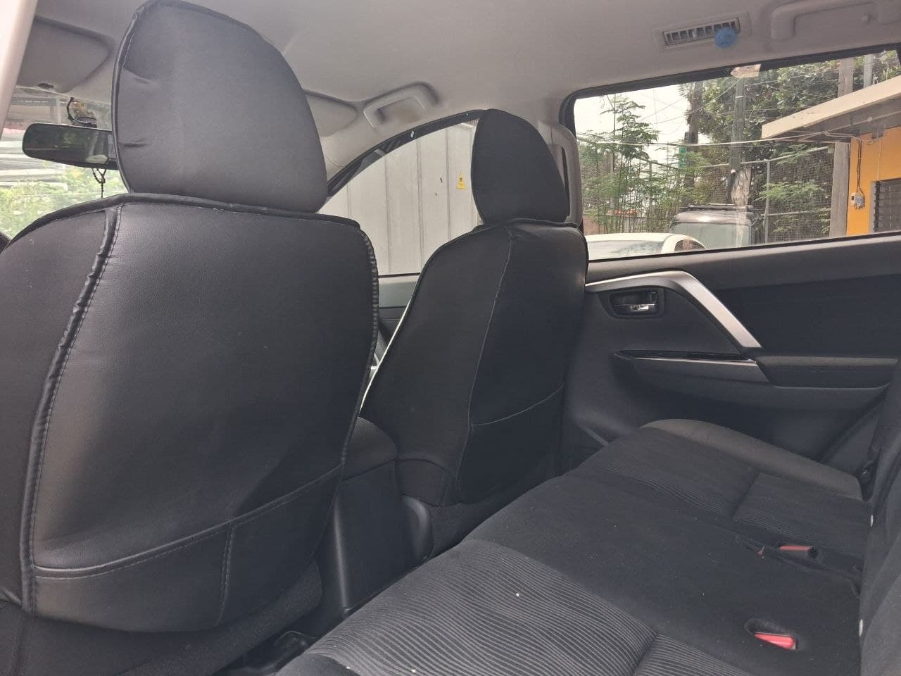 Car gallery image