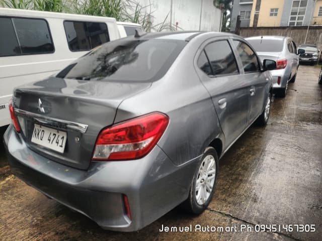 Car gallery image
