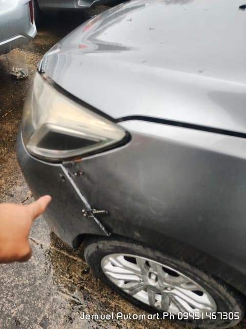 Car gallery image