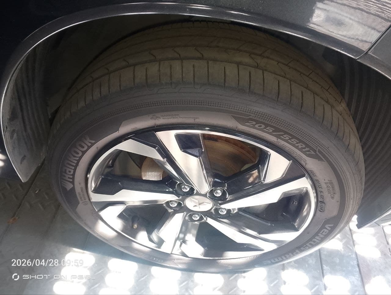 Car gallery image