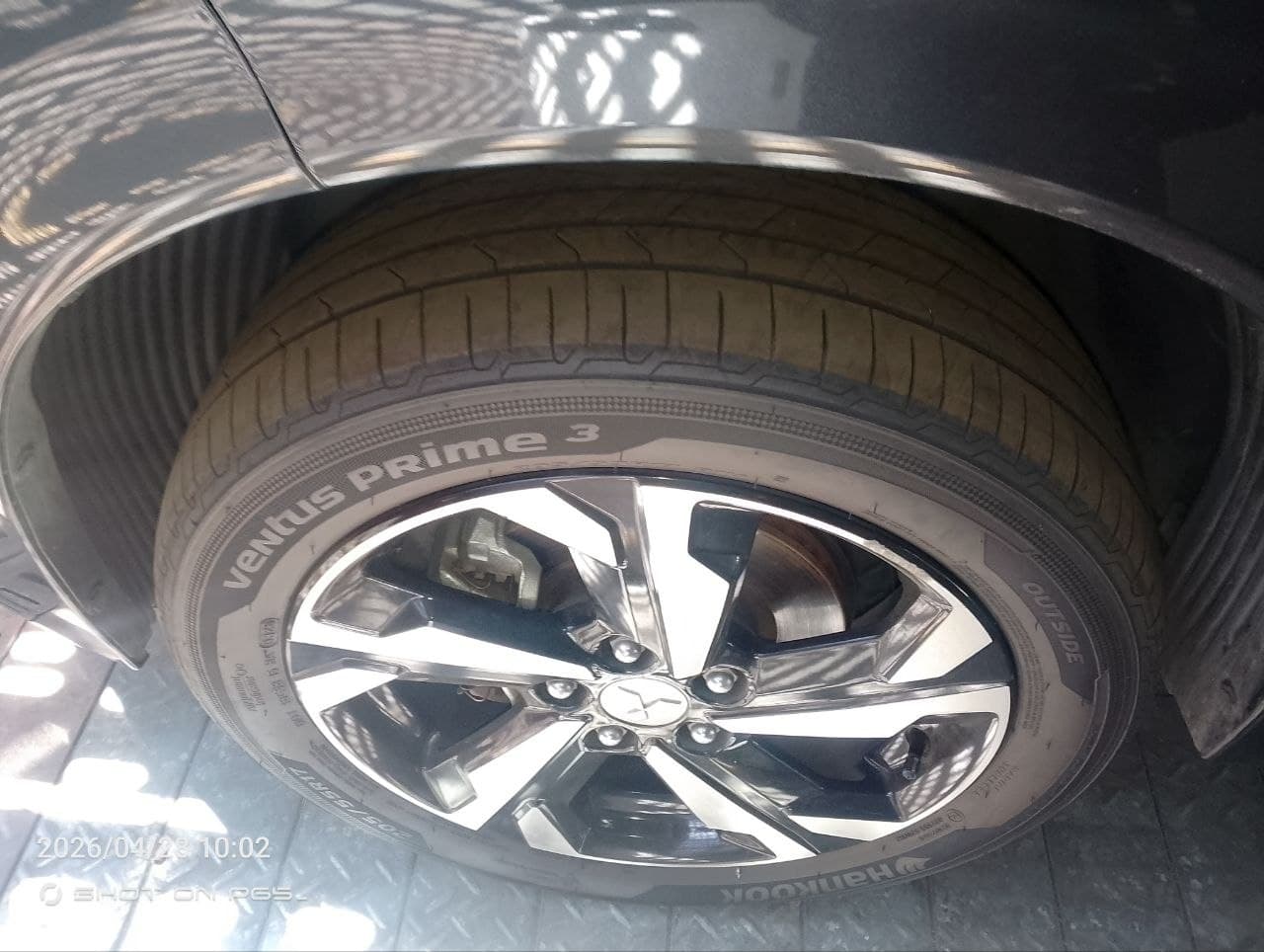 Car gallery image