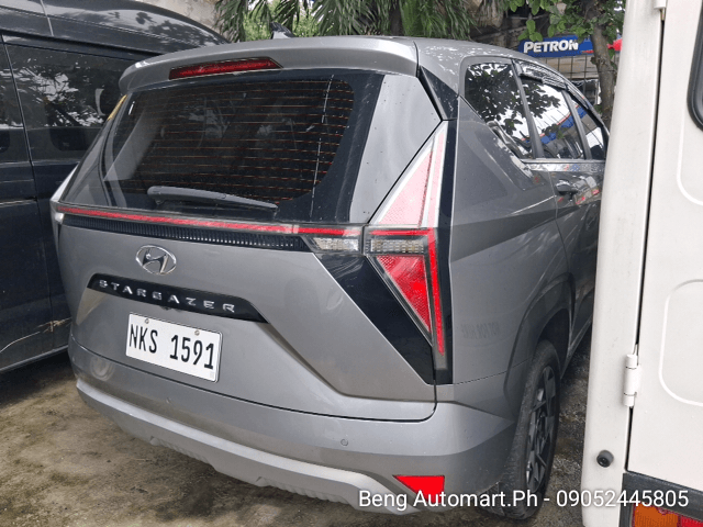 Car gallery image