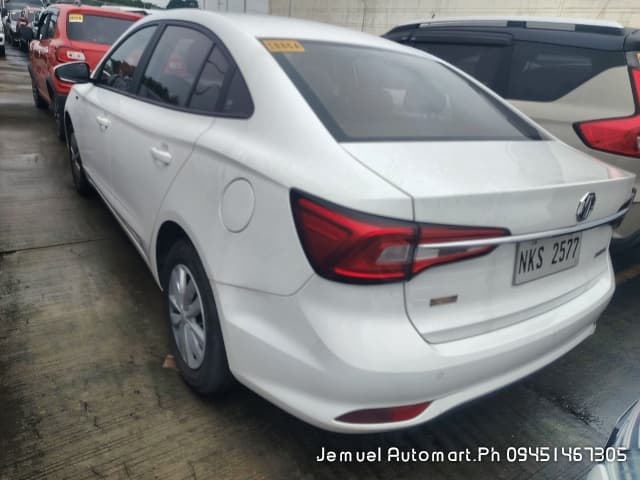 Car gallery image