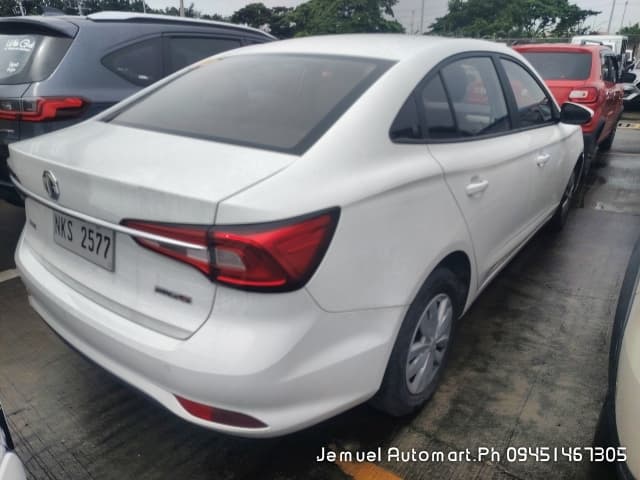 Car gallery image
