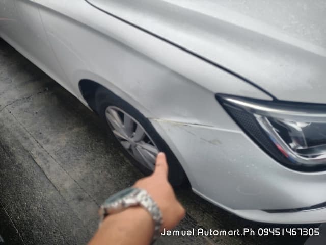 Car gallery image
