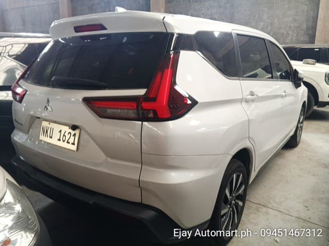Car gallery image
