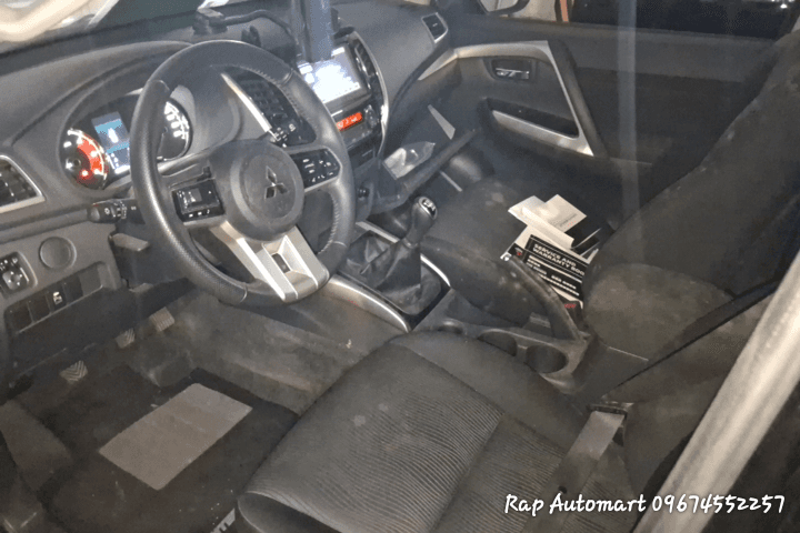 Car gallery image
