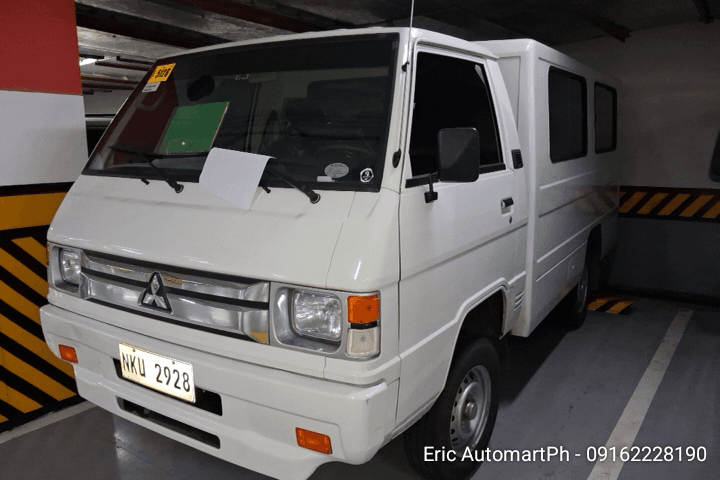 Car gallery image