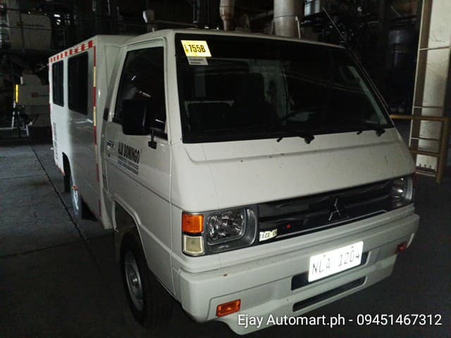 Car gallery image
