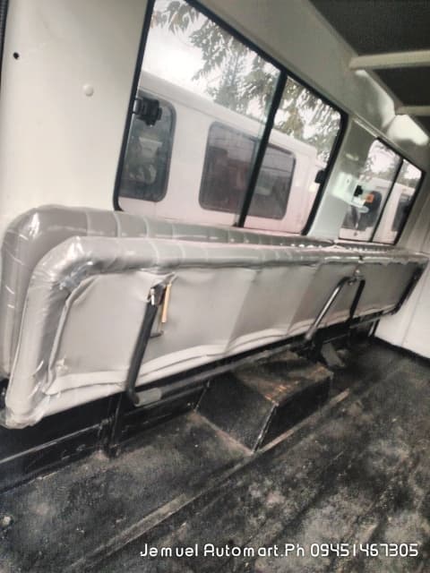 Car gallery image