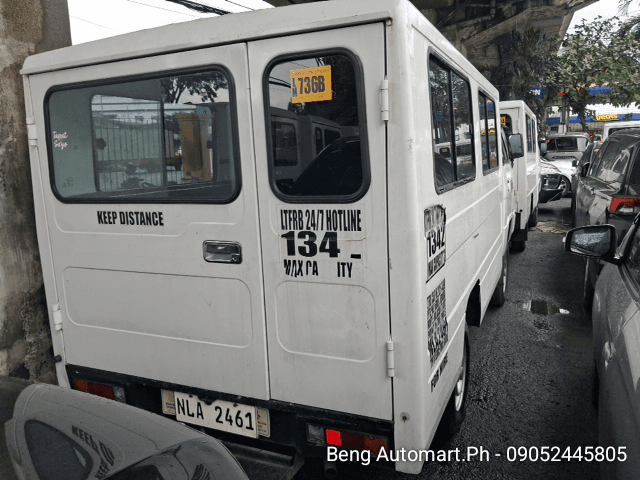 Car gallery image