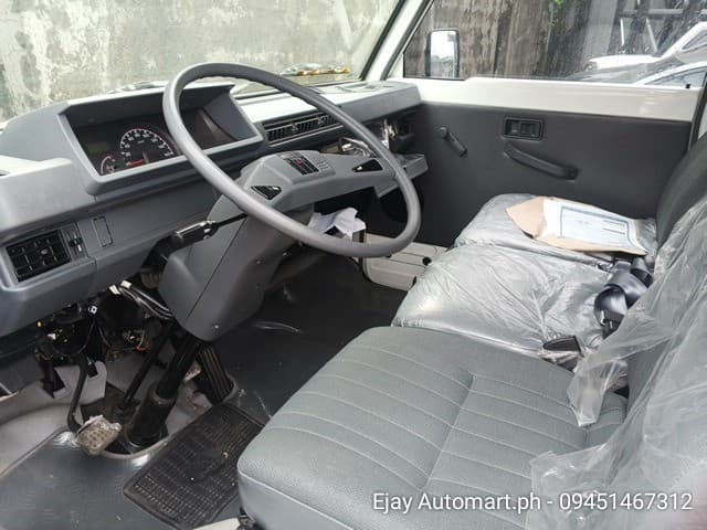 Car gallery image