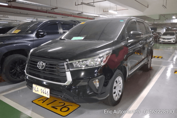 Car gallery image