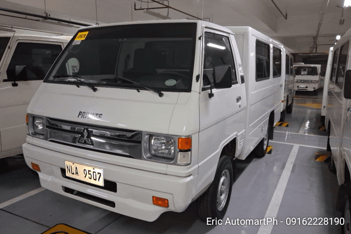 Car gallery image