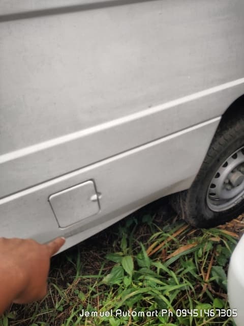 Car gallery image
