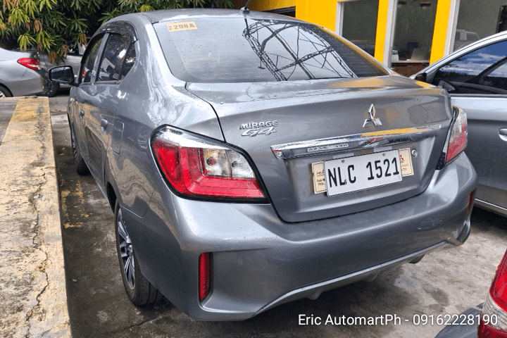 Car gallery image