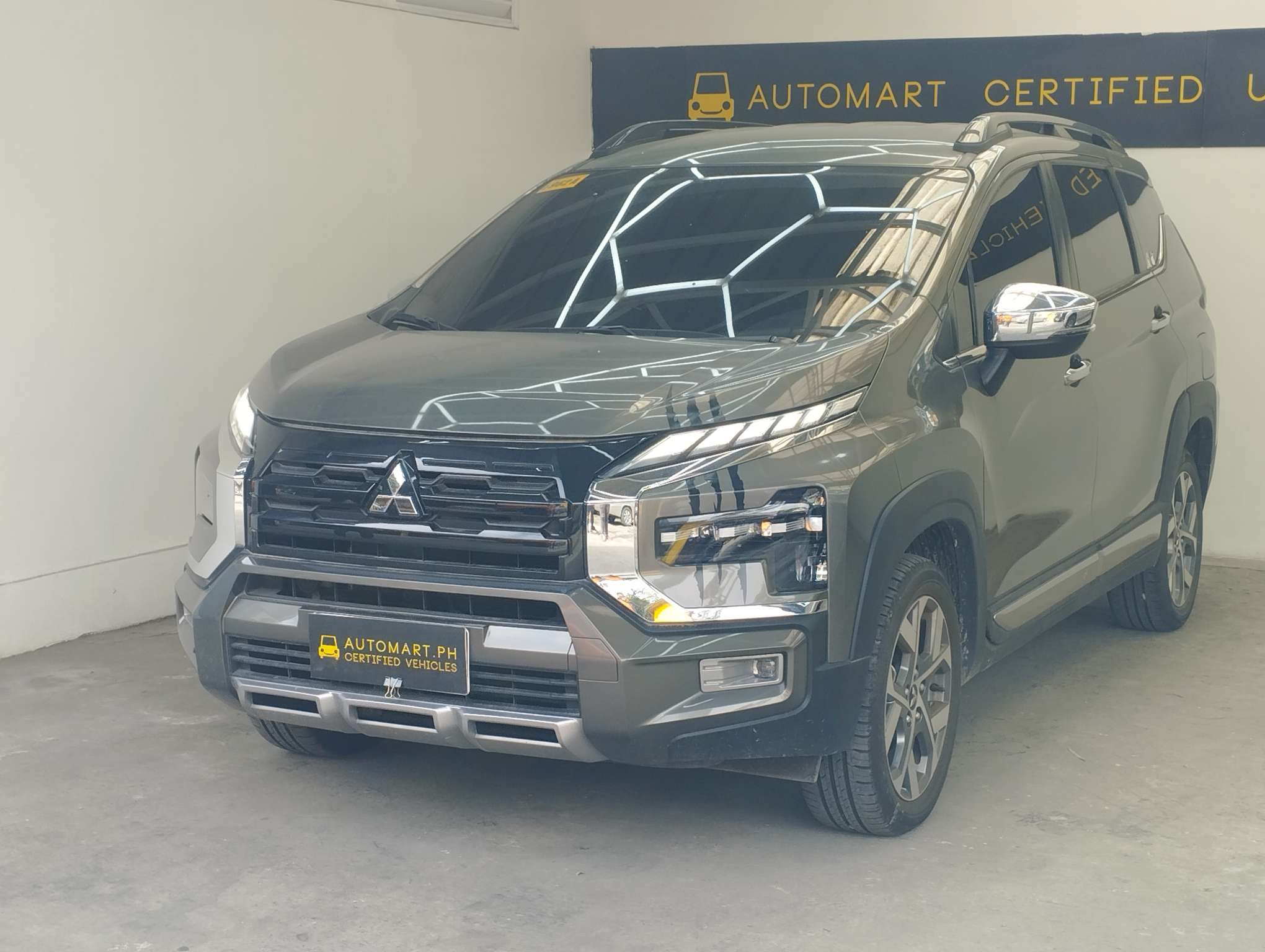 Car gallery image