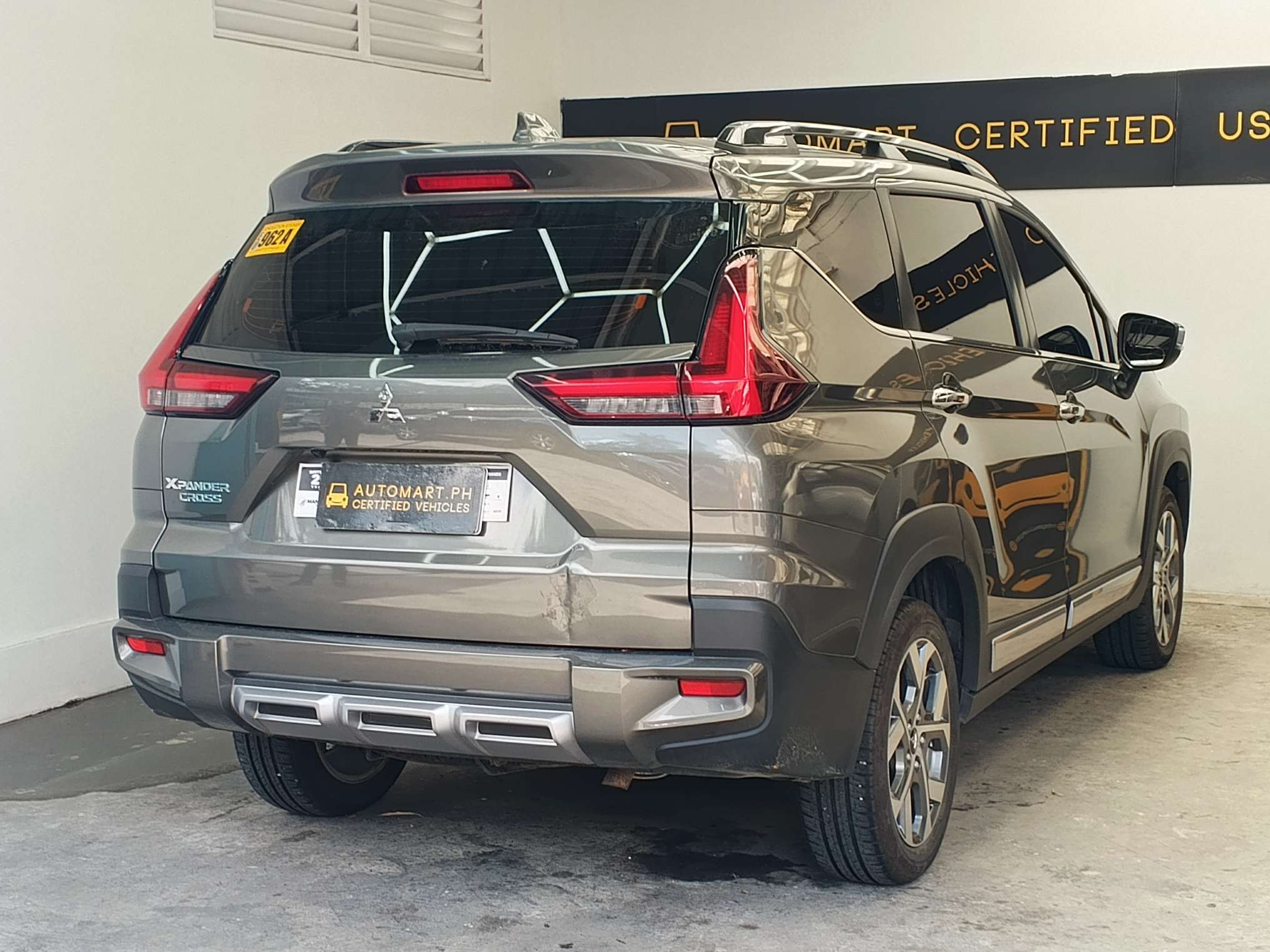 Car gallery image