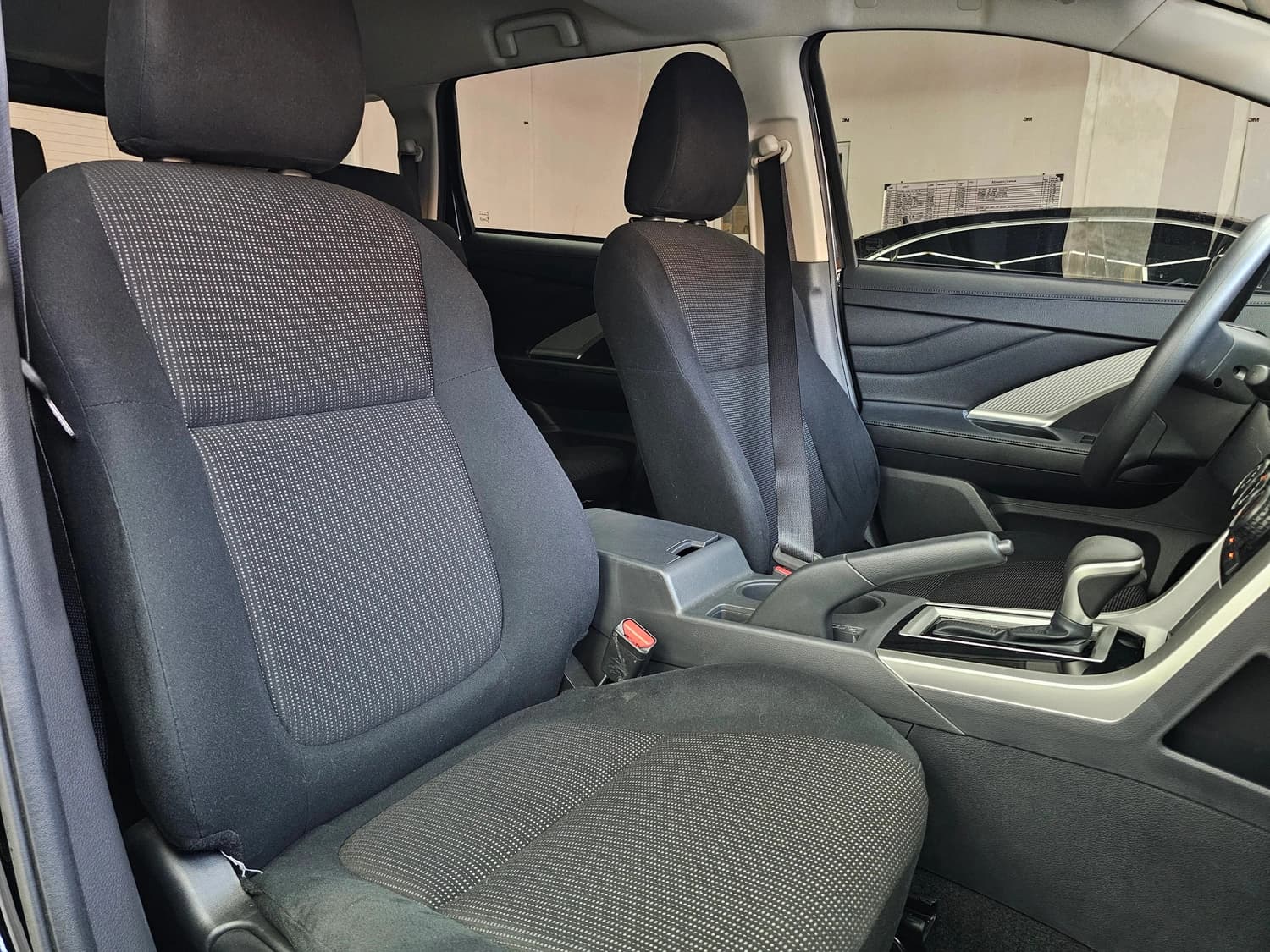Car gallery image