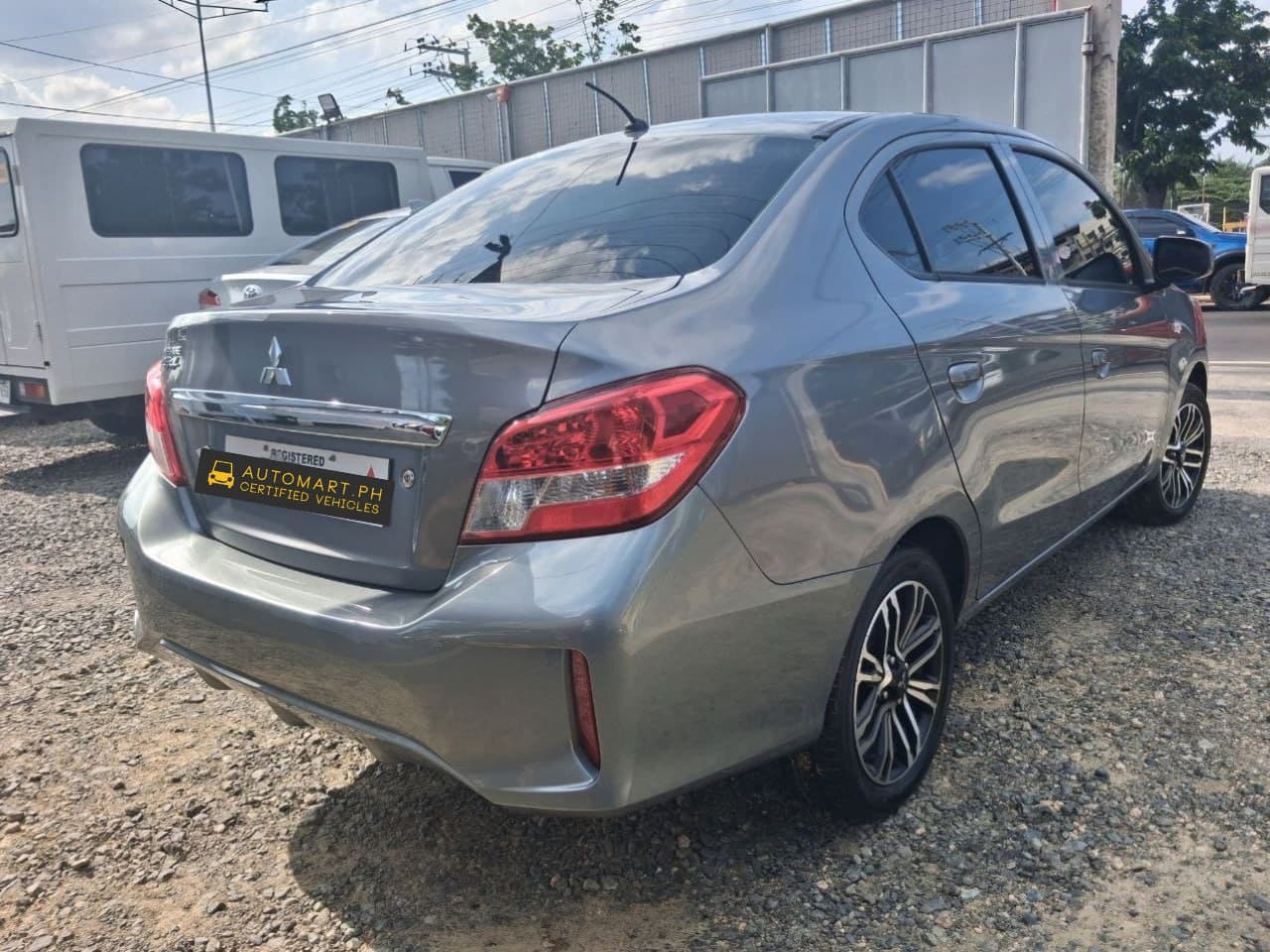 Car gallery image