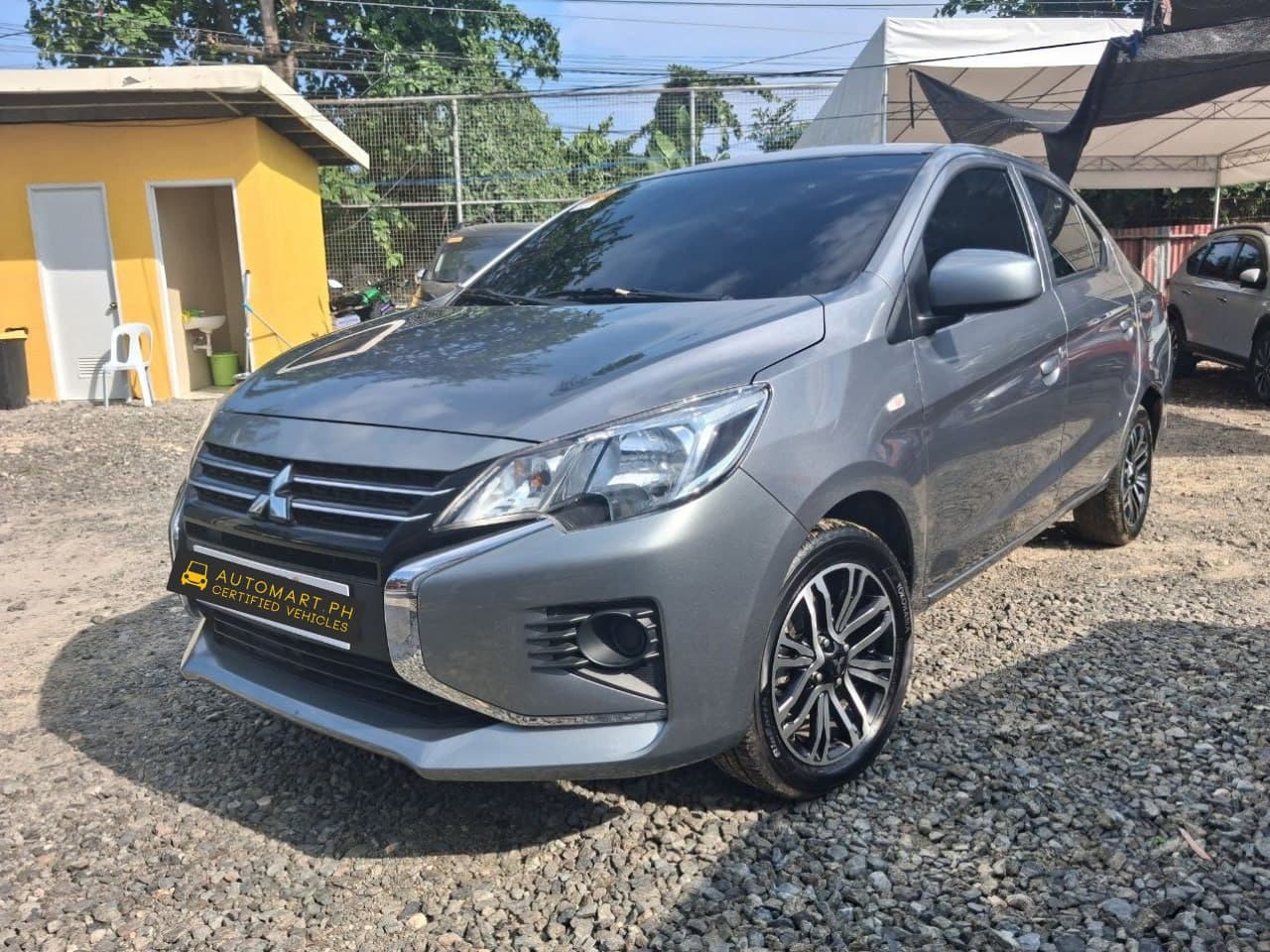 Car gallery image