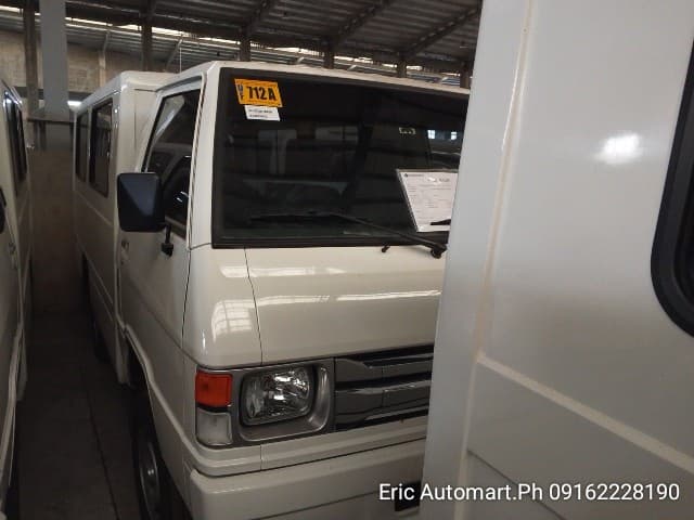 Car gallery image