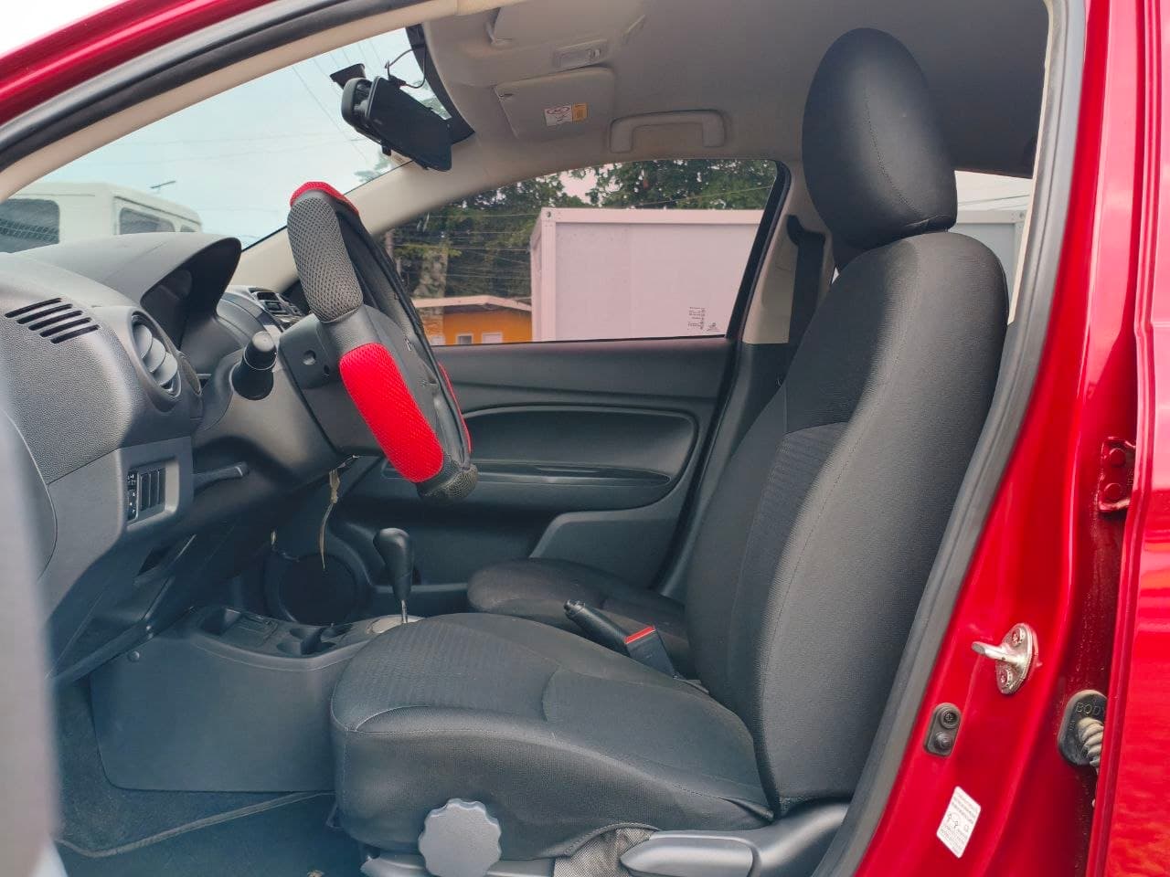 Car gallery image