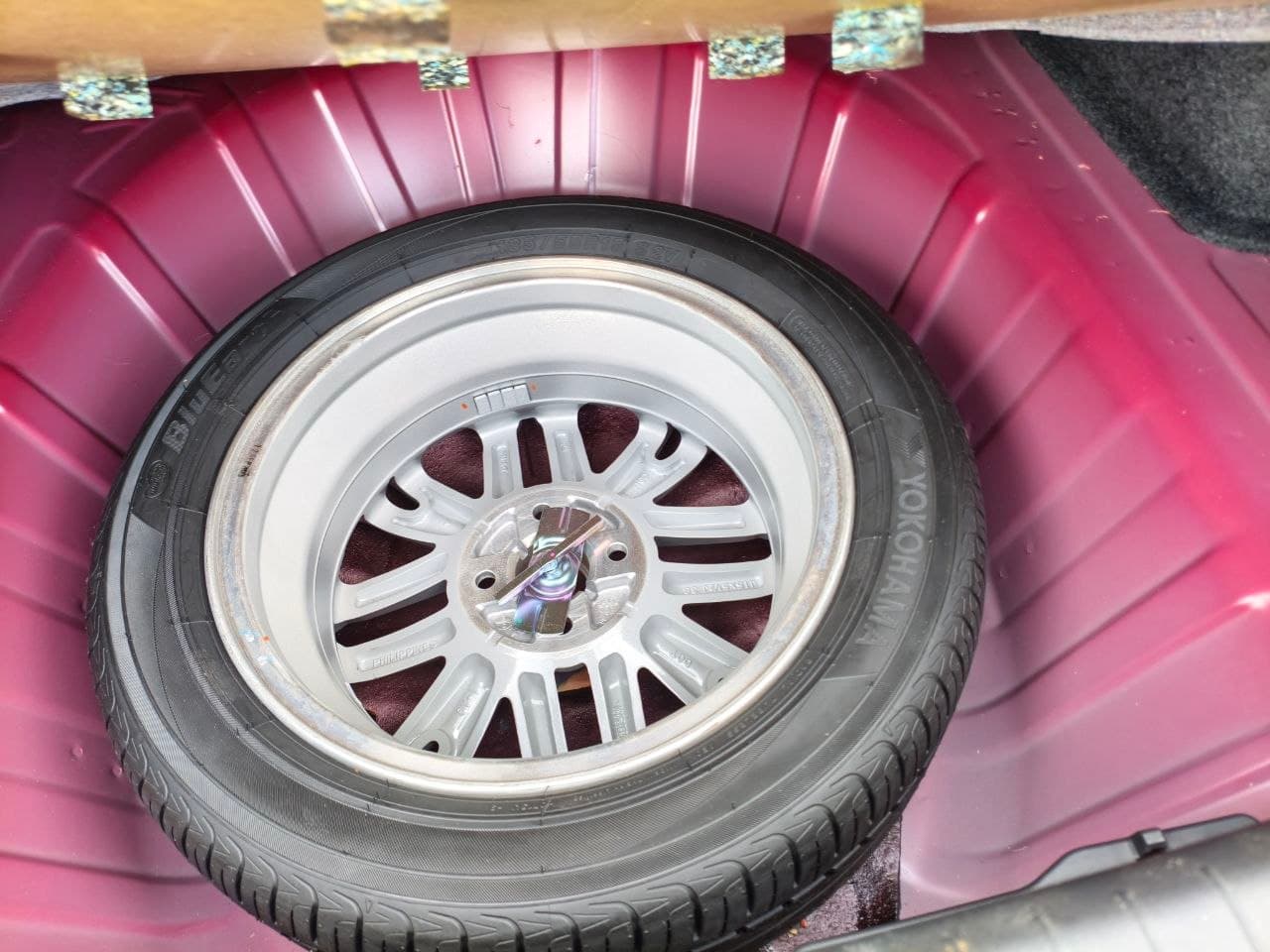 Car gallery image
