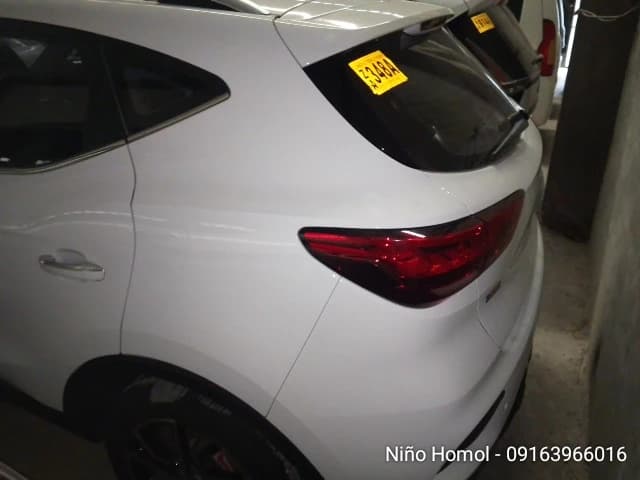 Car gallery image