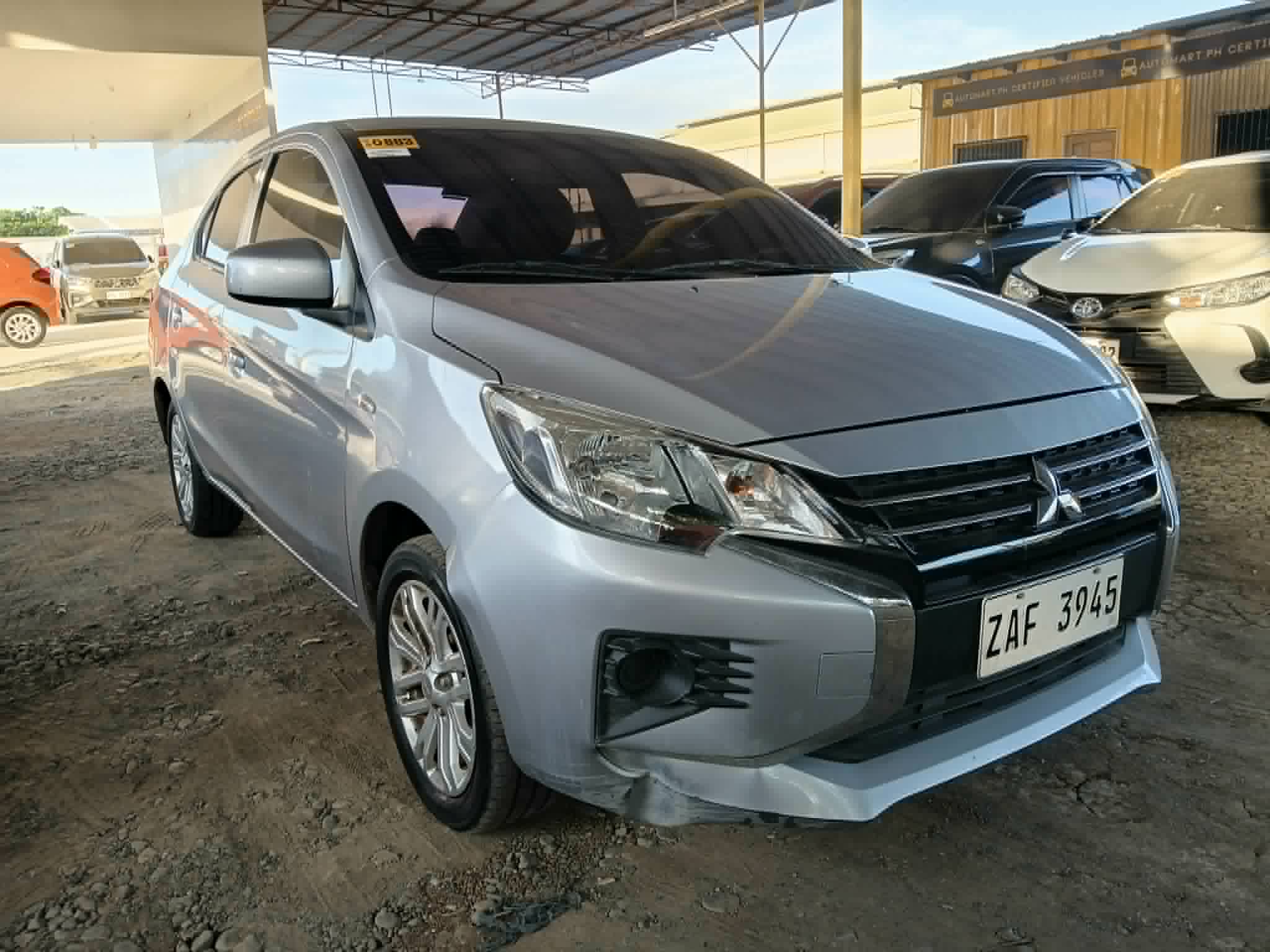 Car gallery image
