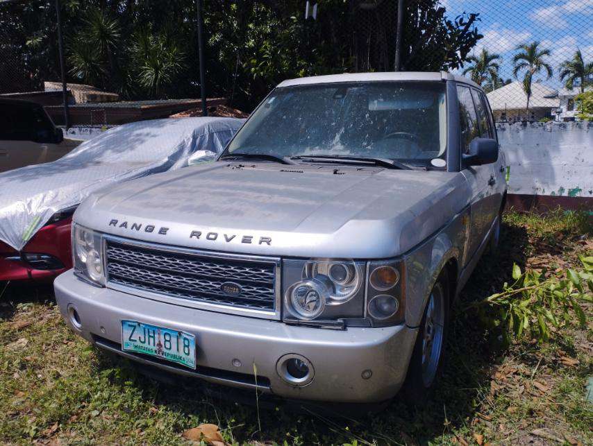 Car gallery image
