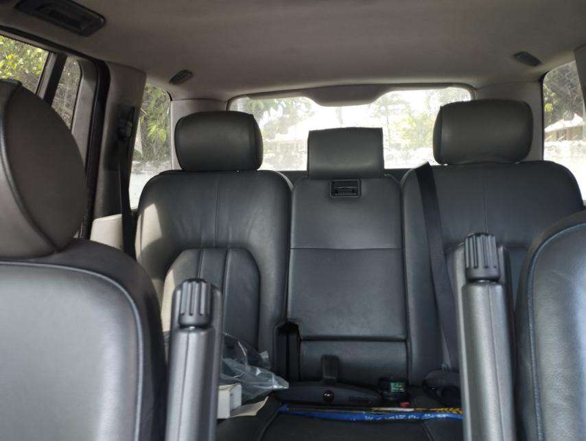 Car gallery image